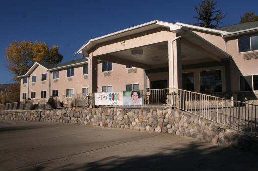 Stay Wise Inn Cedaredge - Housity