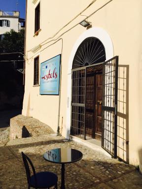 Hostels Euro Mediterraneo - Housity