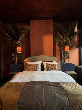 La gloria no. 10 - Housity