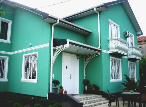 Guest House Green House - Housity