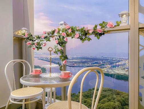 Gold Coast PIK Apartments by Host Jess - Housity
