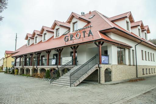 Grota Bochotnicka - Housity