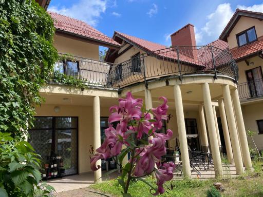 Villa Dolce Vita - Housity
