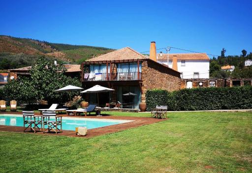 Casa de Baixo - Nature Hotel - Housity