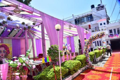 Pine villa Guest house - Housity