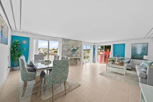 Oasis Colonial - Housity