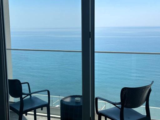 Seaviews Studio Apartment - Housity