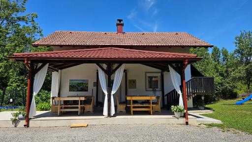 Nonči - Housity