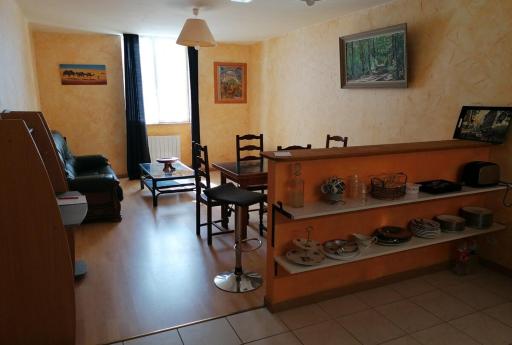 Pont-de-vaux City Center Appartement For 2 - Housity