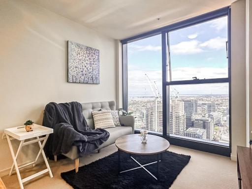 Collins Night View 1br Apt In Melbournegympool - Housity