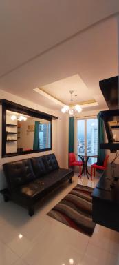 One Bedroom Condo With Pool - Hizvo