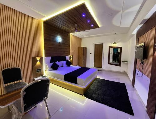 Hotel The Grand - Hizvo