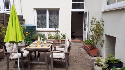 2-Zimmer-Ferienwohnung-im-1-Obergeschoss - Housity