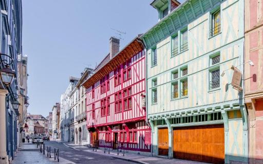 Brit Hotel Comtes De Champagne - Troyes Centre Historique - Housity