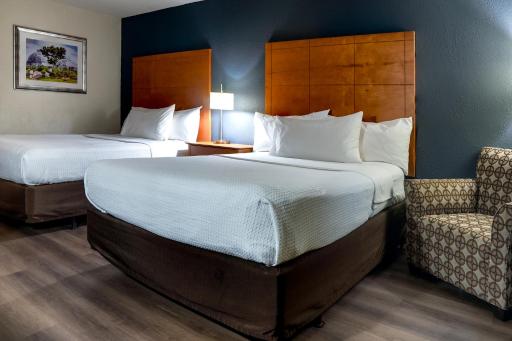 American Inn & Suites - Housity