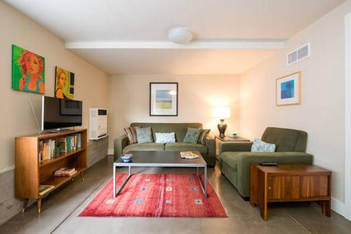 Modern & Open 2BR in Rockridge, Highly Walkable on Oakland Berkeley Border - Housity