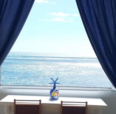 Attico Il Gabbiano (Centralissimo Porto di Anzio) - Housity