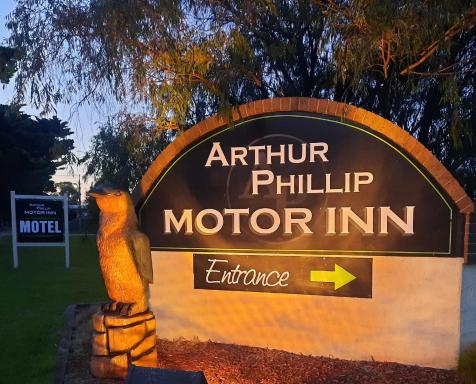 Arthur Phillip Motor Inn - Housity