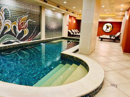 Ardo Hotel and Restaurant - Housity