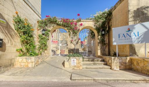 Villagg tal-Fanal - Housity