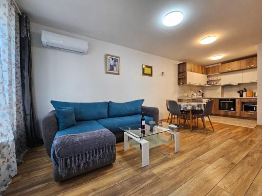 Brand new apartment with free parking near city center - Housity