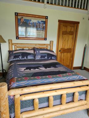 Clover Hill Farm & Country Inn - Housity