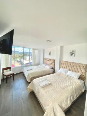 TRÉBOL GOLDEN HOTEL - Housity