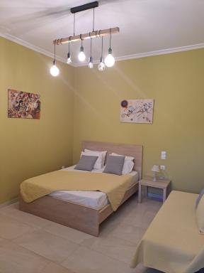 Vicky's place,near Athens airport - Housity