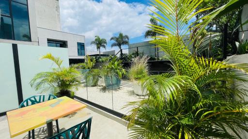 Cozy apartment with terrace, SJ Cosmopolitan Tower - Housity