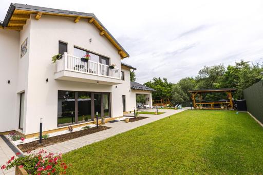 IoanaGuestHouse - Housity