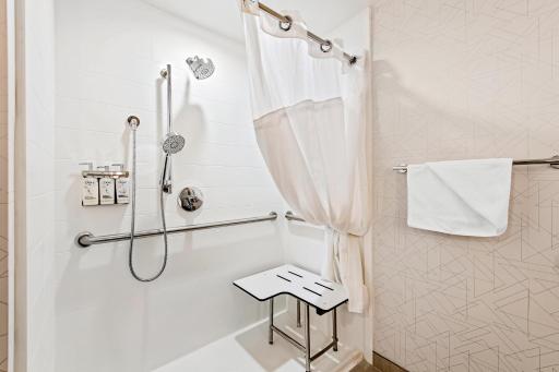 Holiday Inn Express & Suites Sylva / Dillsboro, an IHG Hotel - Housity