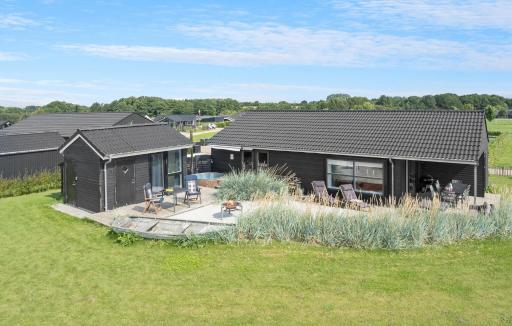 Beautiful Home In Haderslev With Sauna - Housity