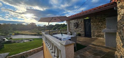 As Penedas, Casa dos Arcos - Housity