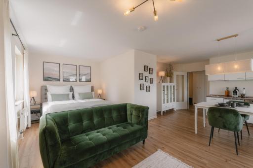 Exklusiv & Zentral: 1-Zi. Apartment mit Balkon Stellplatz - Housity
