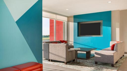 avid hotel - Ft Lauderdale Airport - Cruise by IHG - Housity