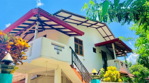 Deshan Homestay & Restaurant - Housity