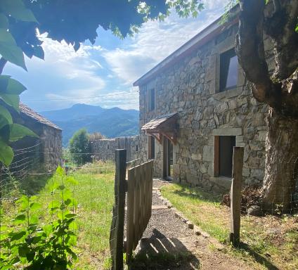 Gîte de charme en plein cœur de l’Ardèche verte - Housity