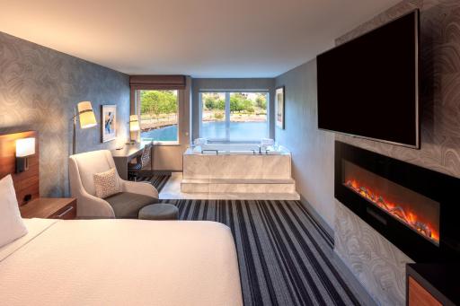 Silver Cloud Hotel Tacoma Waterfront - Housity
