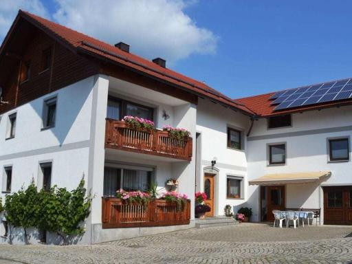 Pleasant apartment in Karlsfeld - Housity