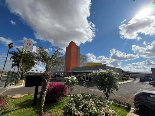 Golden Tower Aeroporto - Lizz - by Fênix Hotéis - Housity