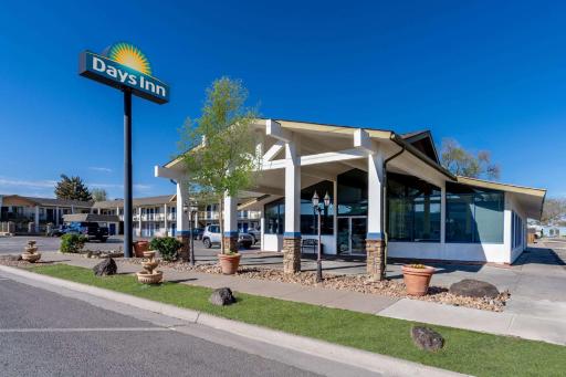Days Inn by Wyndham Delta CO - Housity