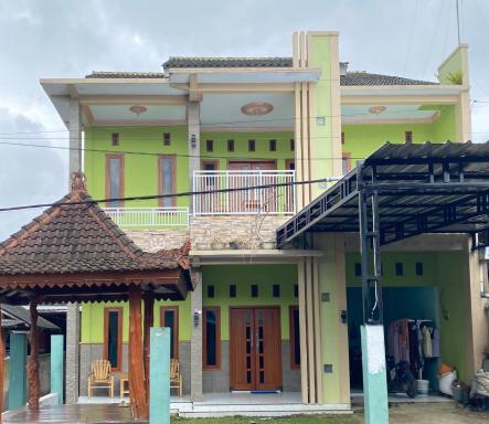 Ijen kingdom guest house - Housity