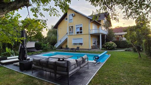 Kuća za odmor - Housity