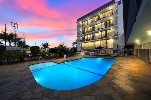 MC Pacific Inn & Suites Torrance - Housity