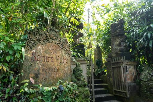 Santra Putra Guesthouse at Karja Art Space - Housity