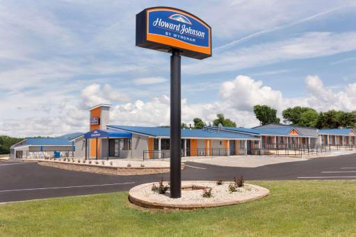 Howard Johnson by Wyndham Harrisonburg - Housity