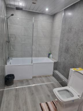 Perfect Stay Near Glasgow Town - Housity