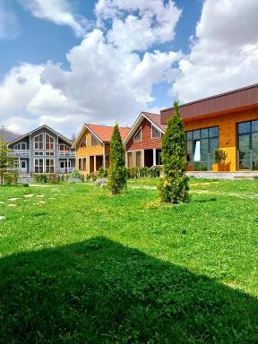 COTTAGE CHALET and TOURS - Housity