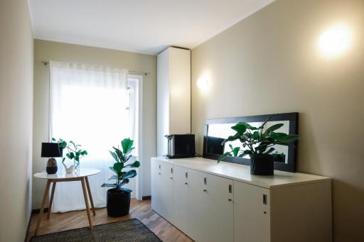 Flora Inn Scotti's House - Due passi in centro - Housity