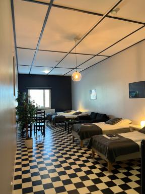 Hotelli Keskipiste - Housity